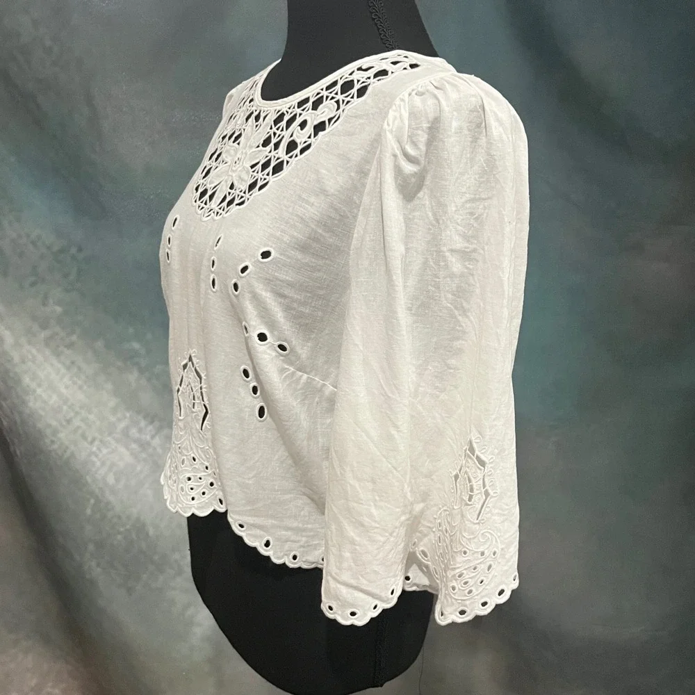 H&M White Linen Blend Eyelet Crochet Blouse 3/4 Puff Sleeve Scalloped Crop Top M